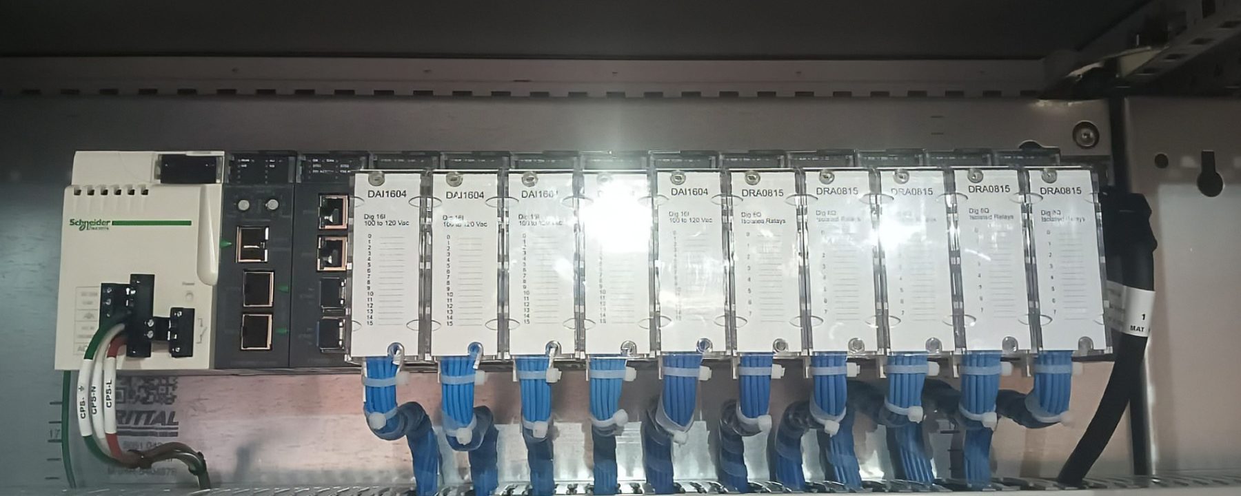 integracion-tableros-electricos-igem-soluciones-industriales-slider-03.jpg-ok-sharpen